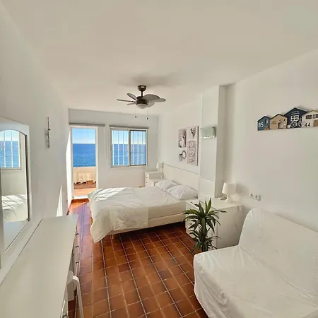 Townhouse With Amazing Views 아파트 푸엔히롤라