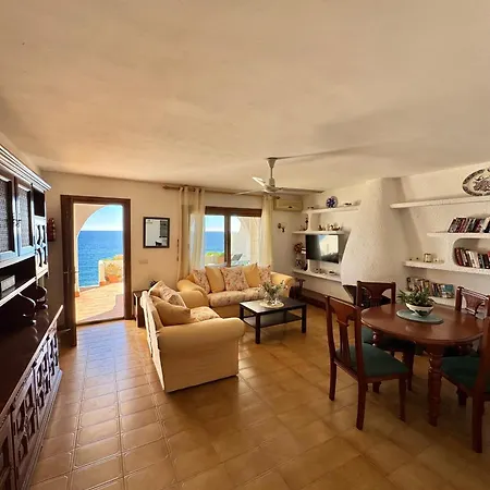 Townhouse With Amazing Views 아파트 푸엔히롤라