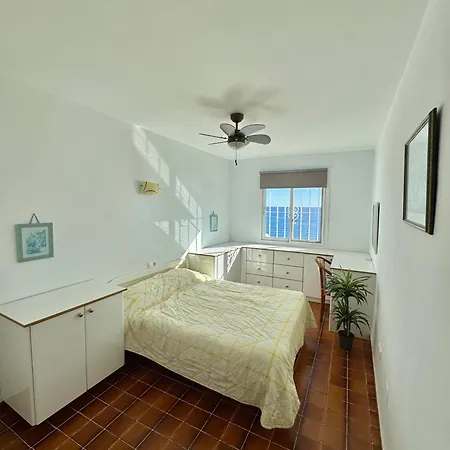 아파트 Townhouse With Amazing Views 푸엔히롤라