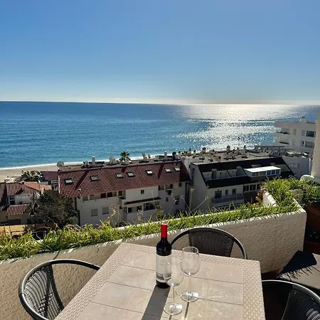 Townhouse With Amazing Views * 푸엔히롤라